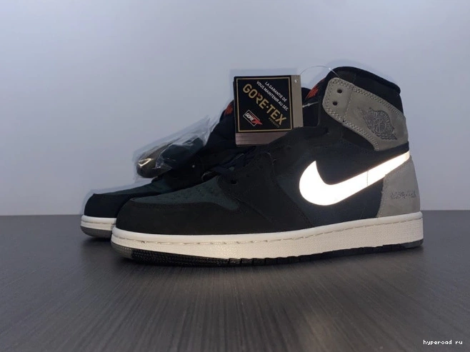 Retro Jordan Gore-Tex High Black DB2889-001 Element Grey Particle 1 0827